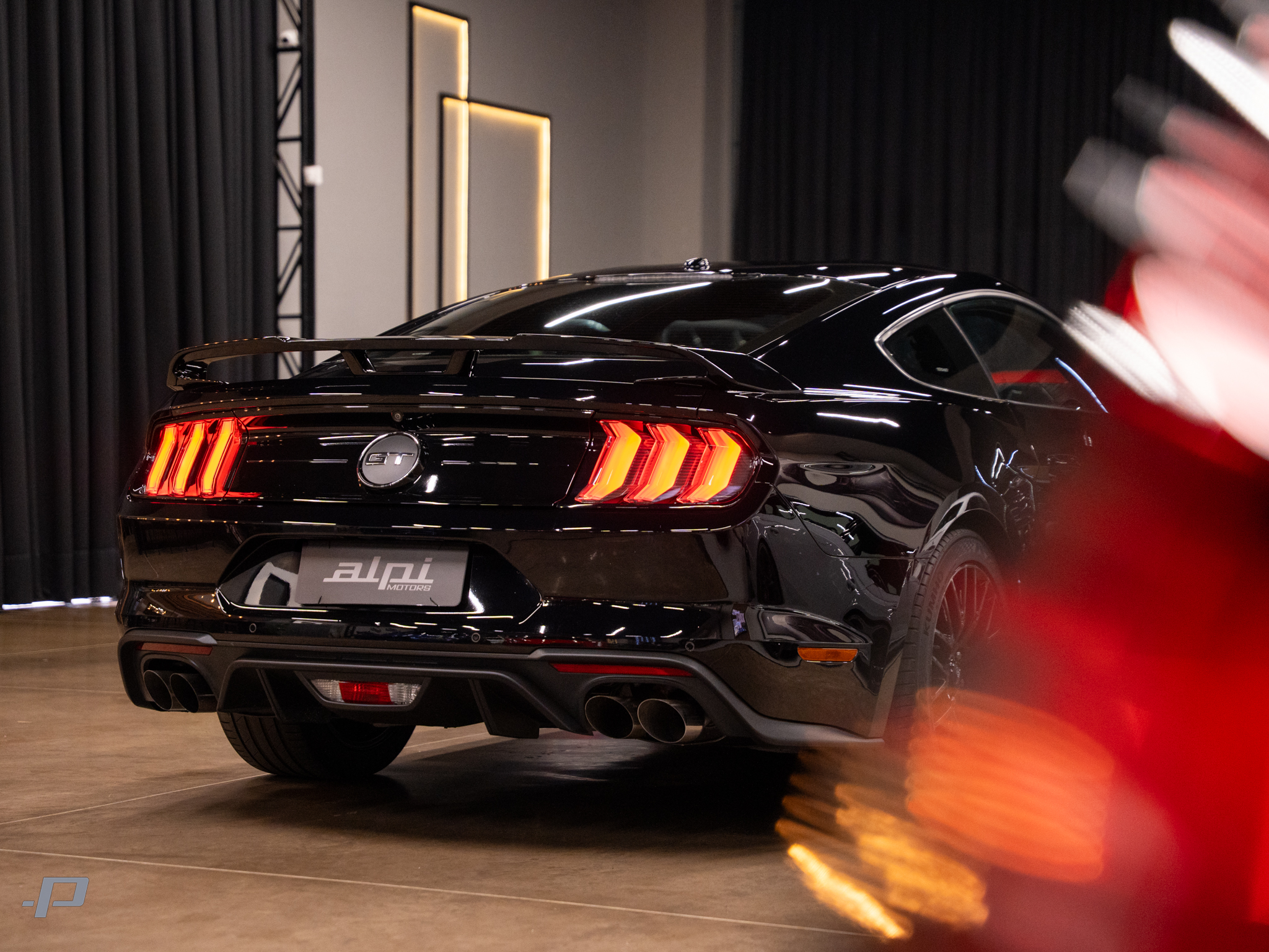 MUSTANG-12
