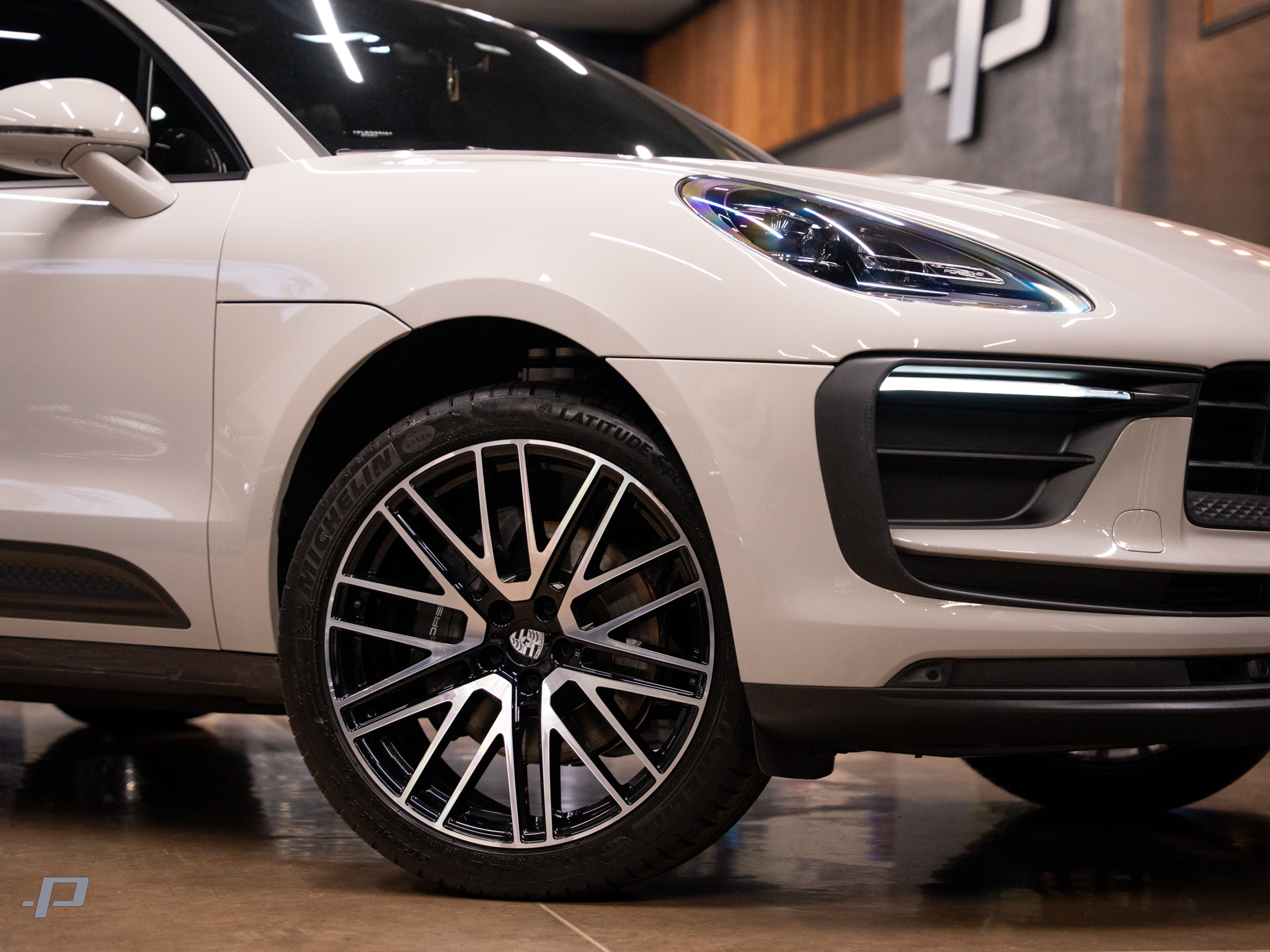 MACAN-02