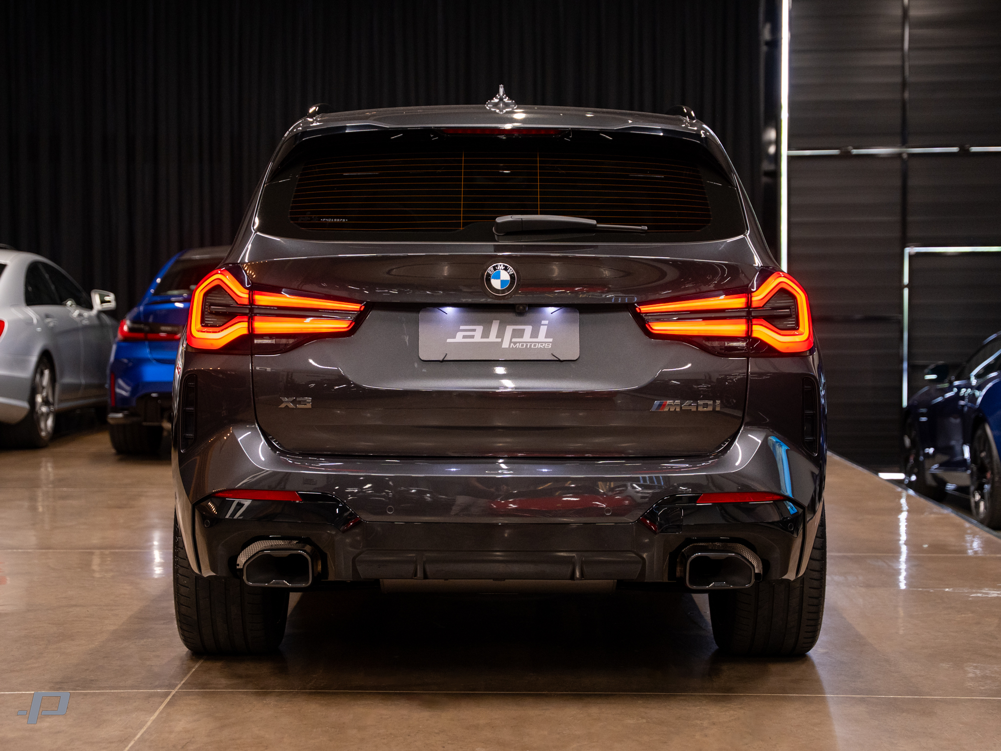 X3 M40i-10