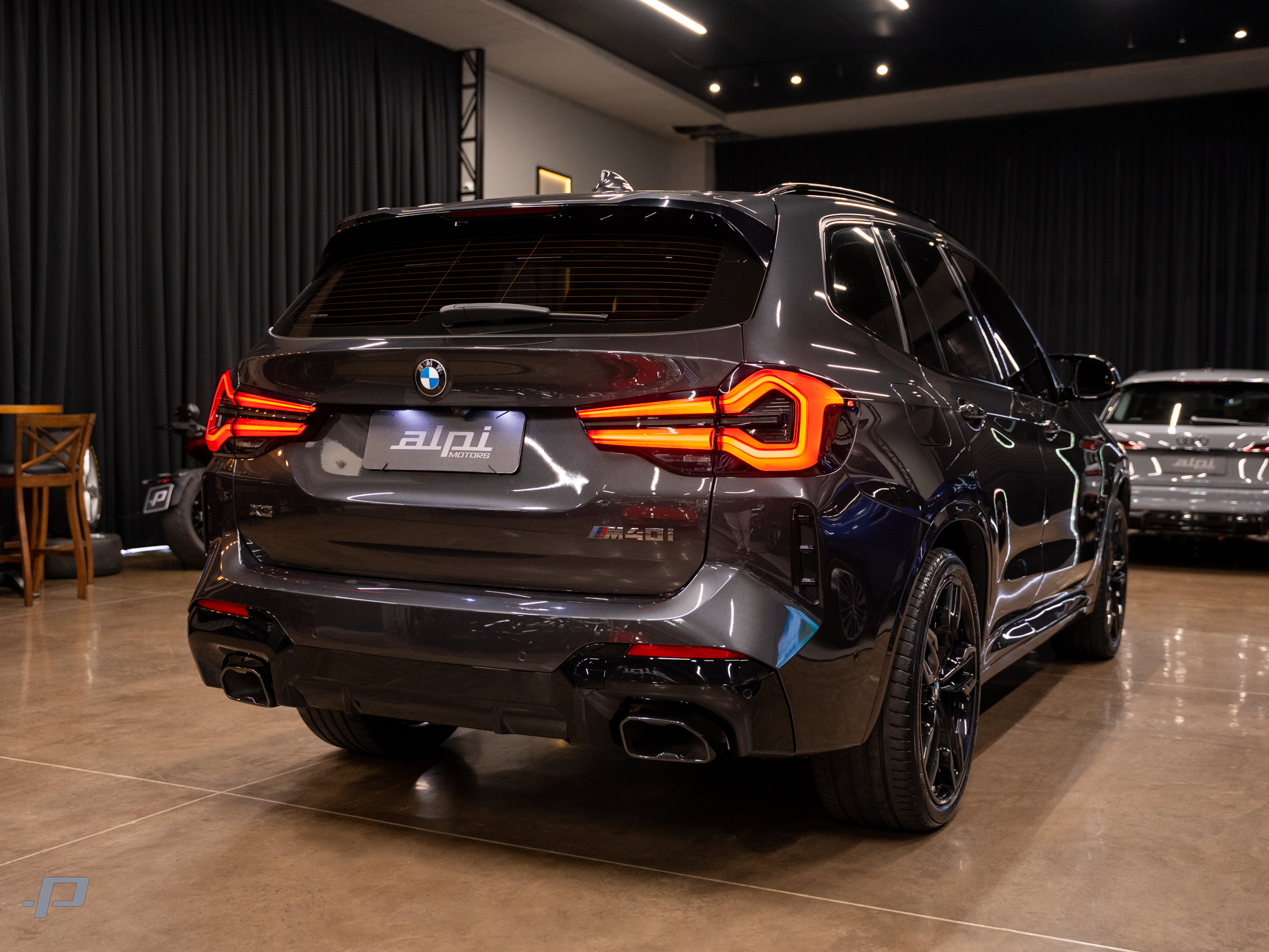 X3 M40i-11