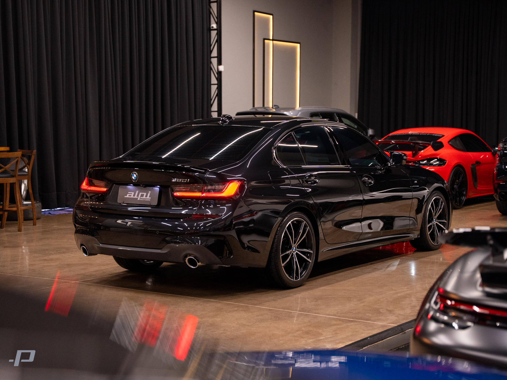 320i-07