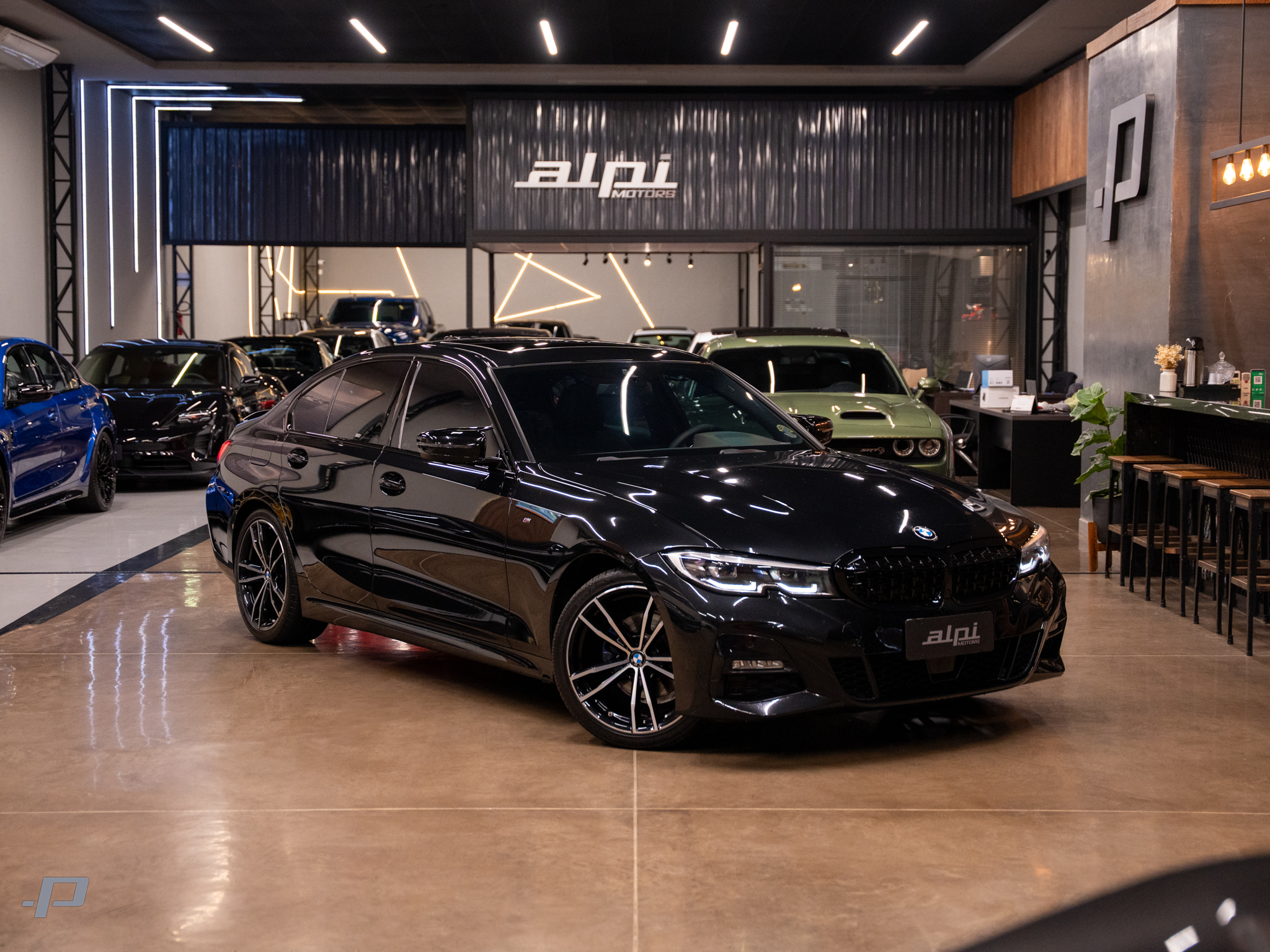 320i-27