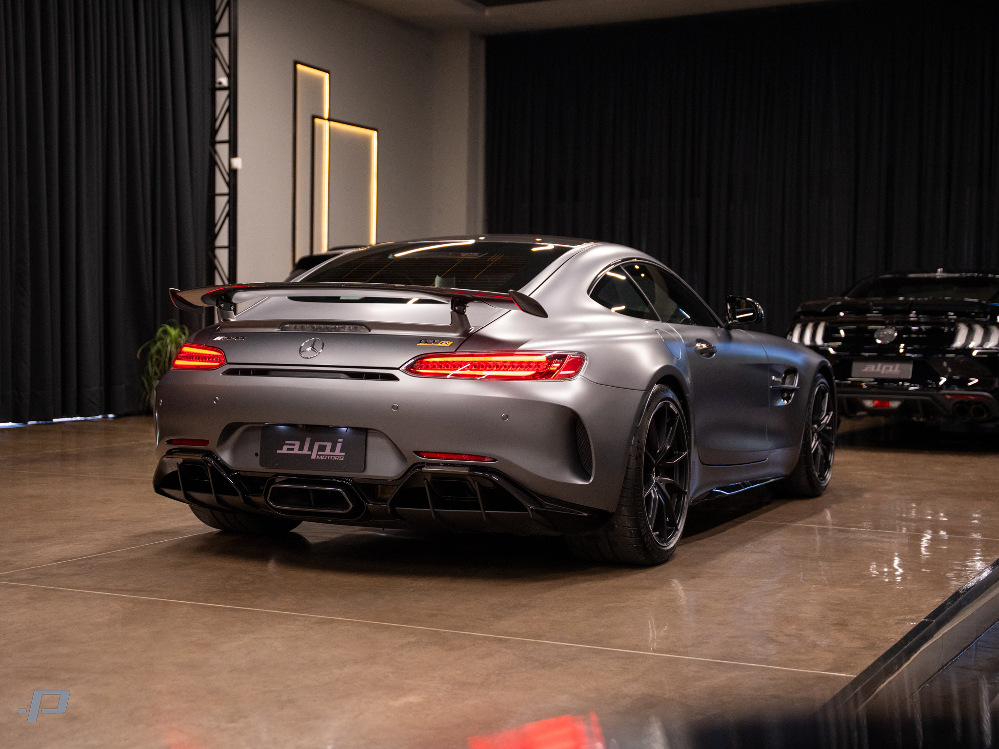 AMG GTR-17