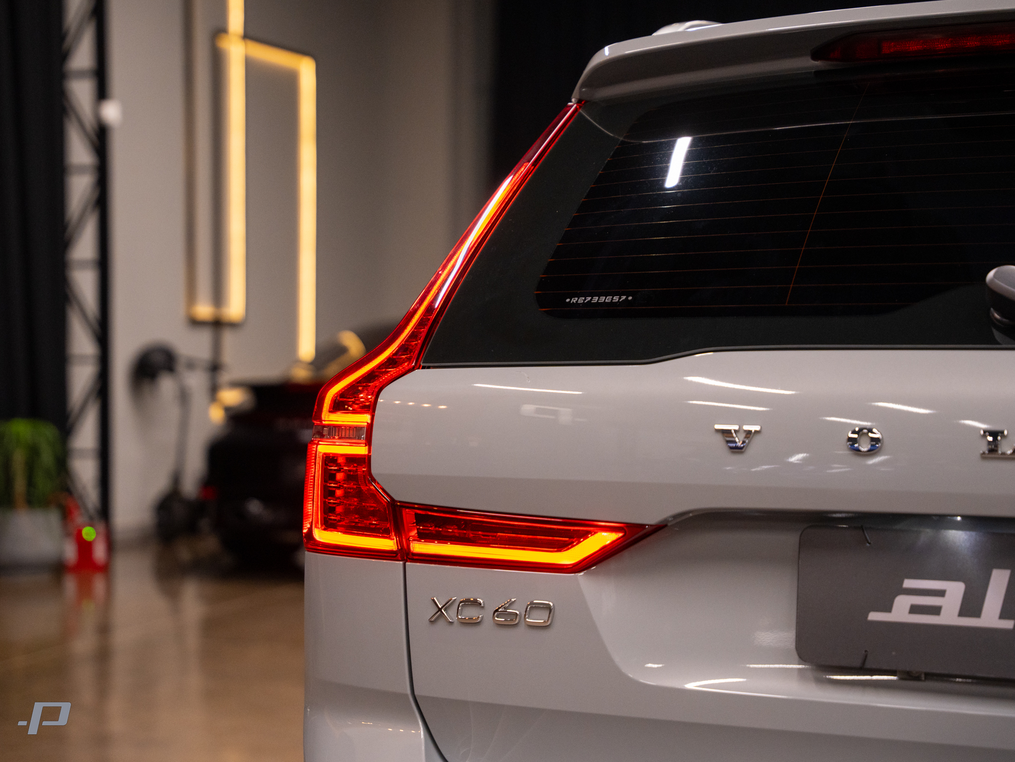 VOLVO XC60-07