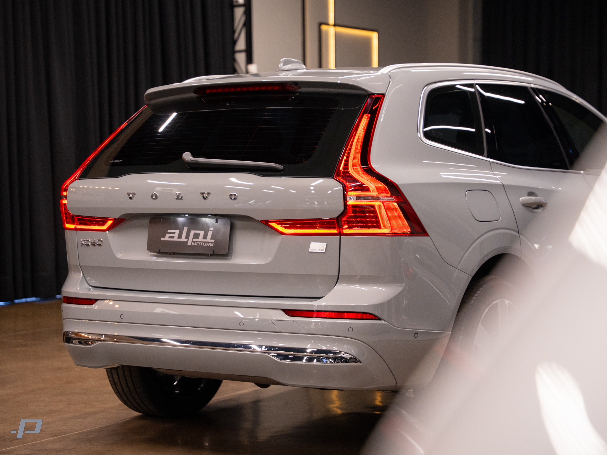 VOLVO XC60-09