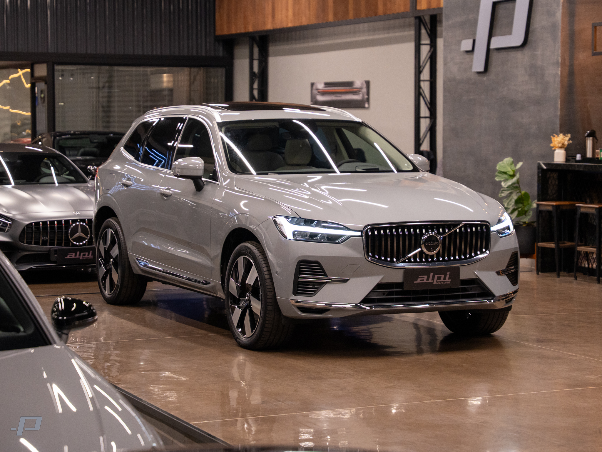 VOLVO XC60-13
