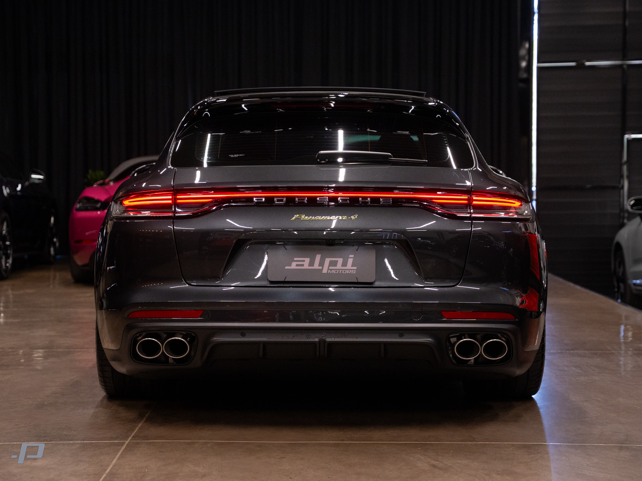PANAMERA-06