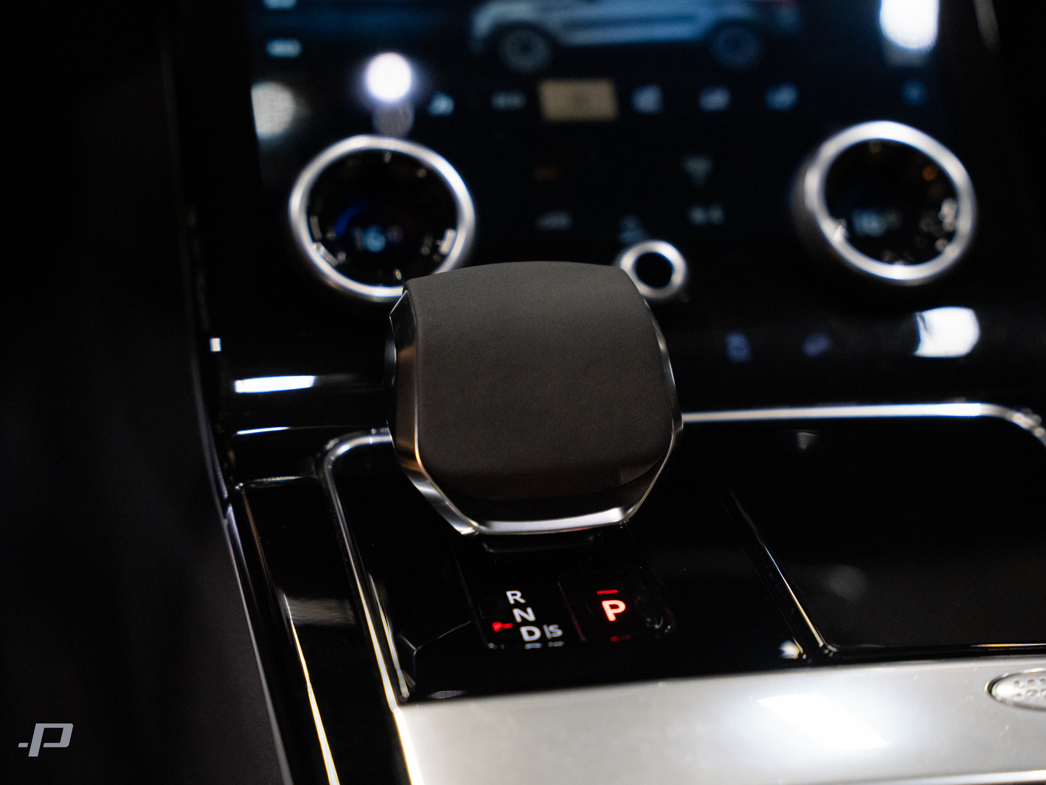 VELAR-21