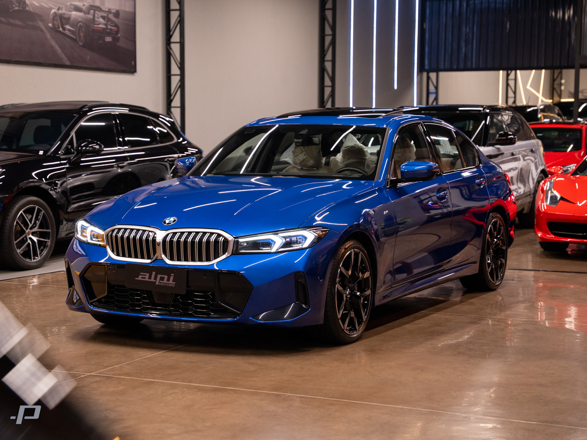 320I 25-29