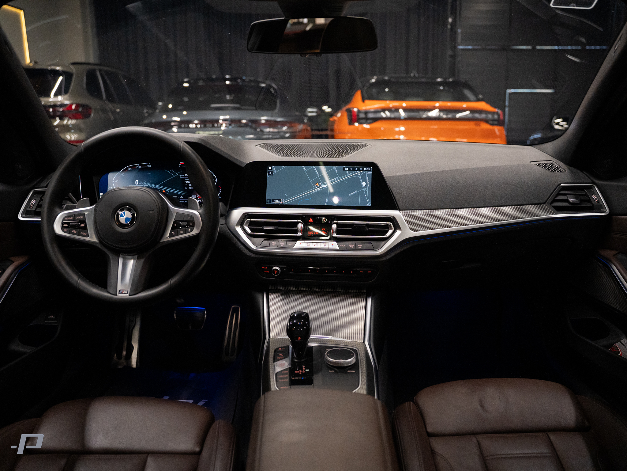 320i-15