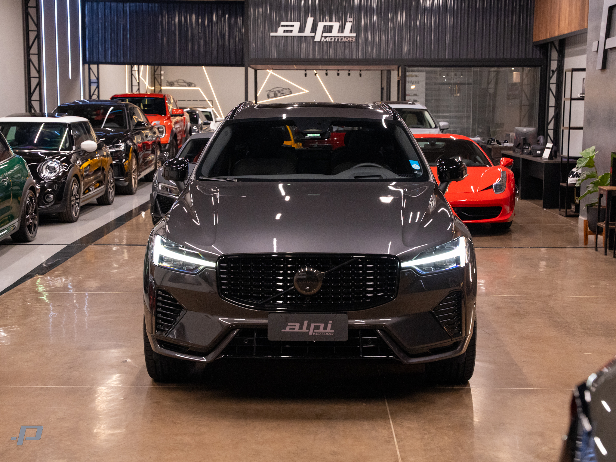 VOLVO XC60 T8 R DESIGN 2022 - ALPI MOTORS_Página_02