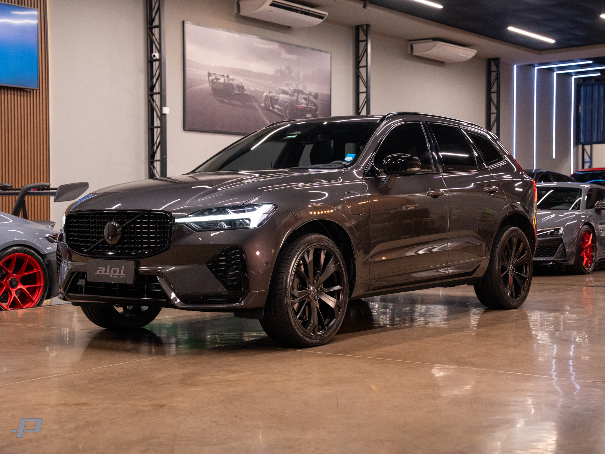 VOLVO XC60 T8 R DESIGN 2022 - ALPI MOTORS_Página_03