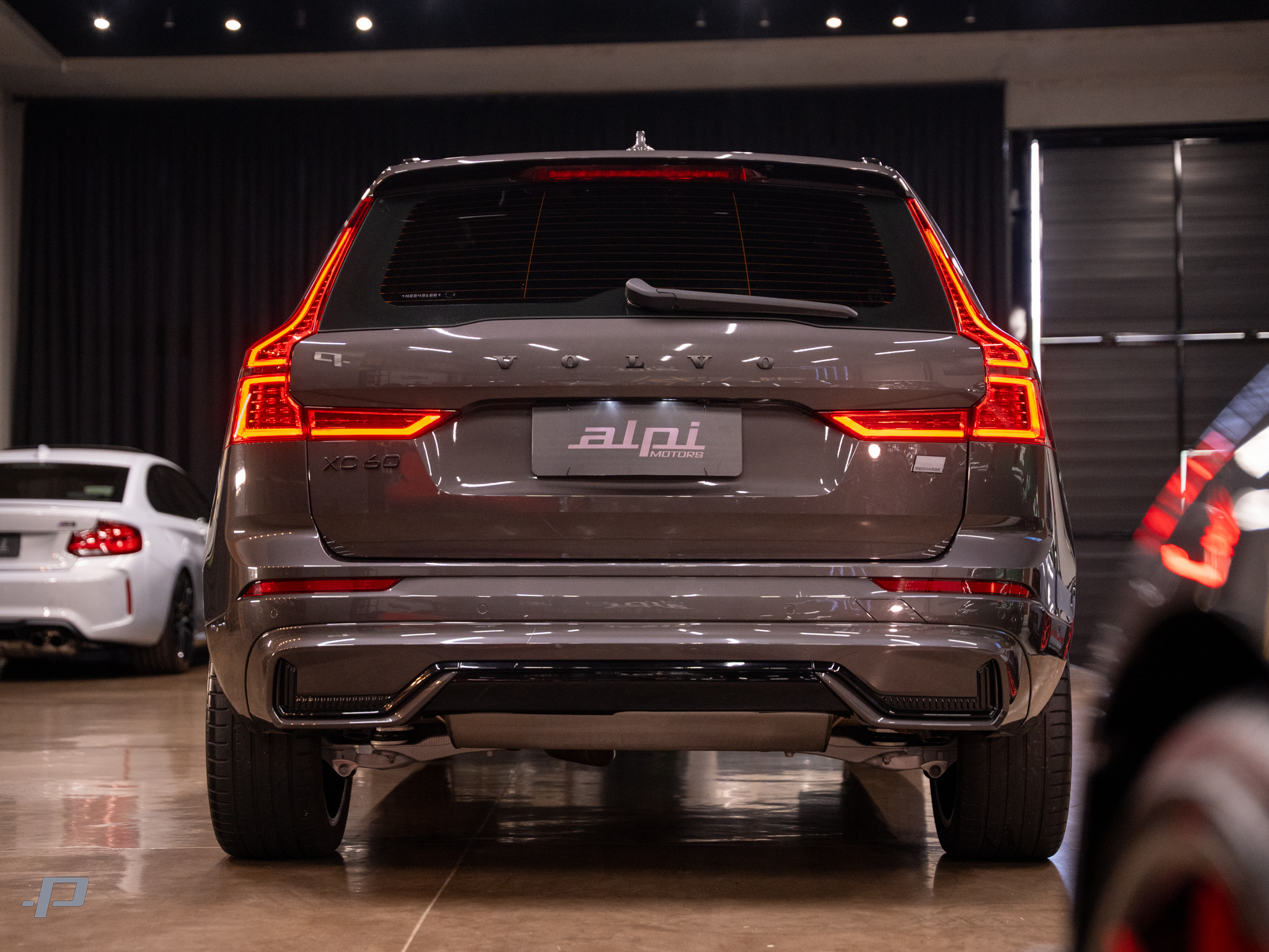 VOLVO XC60 T8 R DESIGN 2022 - ALPI MOTORS_Página_06