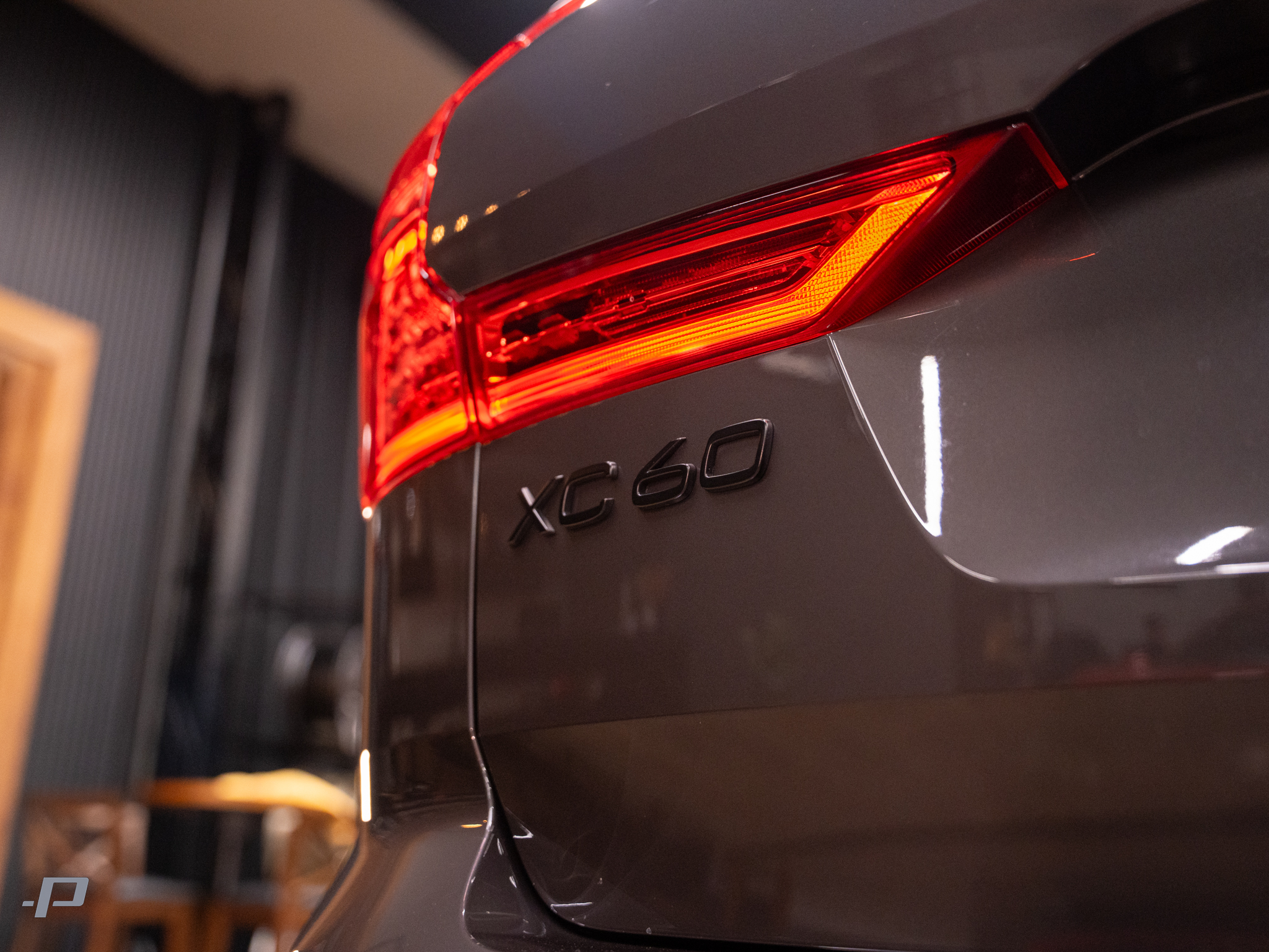 VOLVO XC60 T8 R DESIGN 2022 - ALPI MOTORS_Página_11