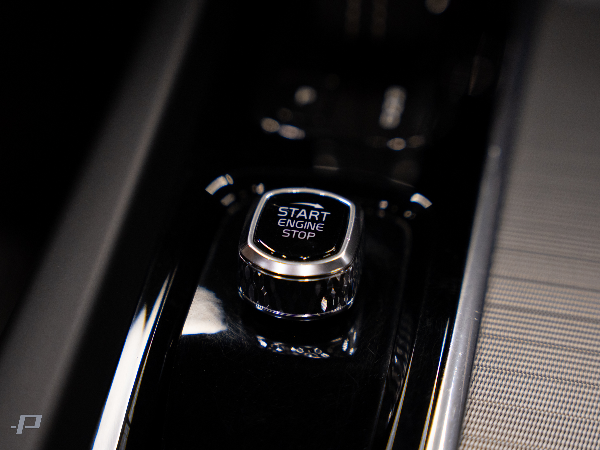 VOLVO XC60 T8 R DESIGN 2022 - ALPI MOTORS_Página_19