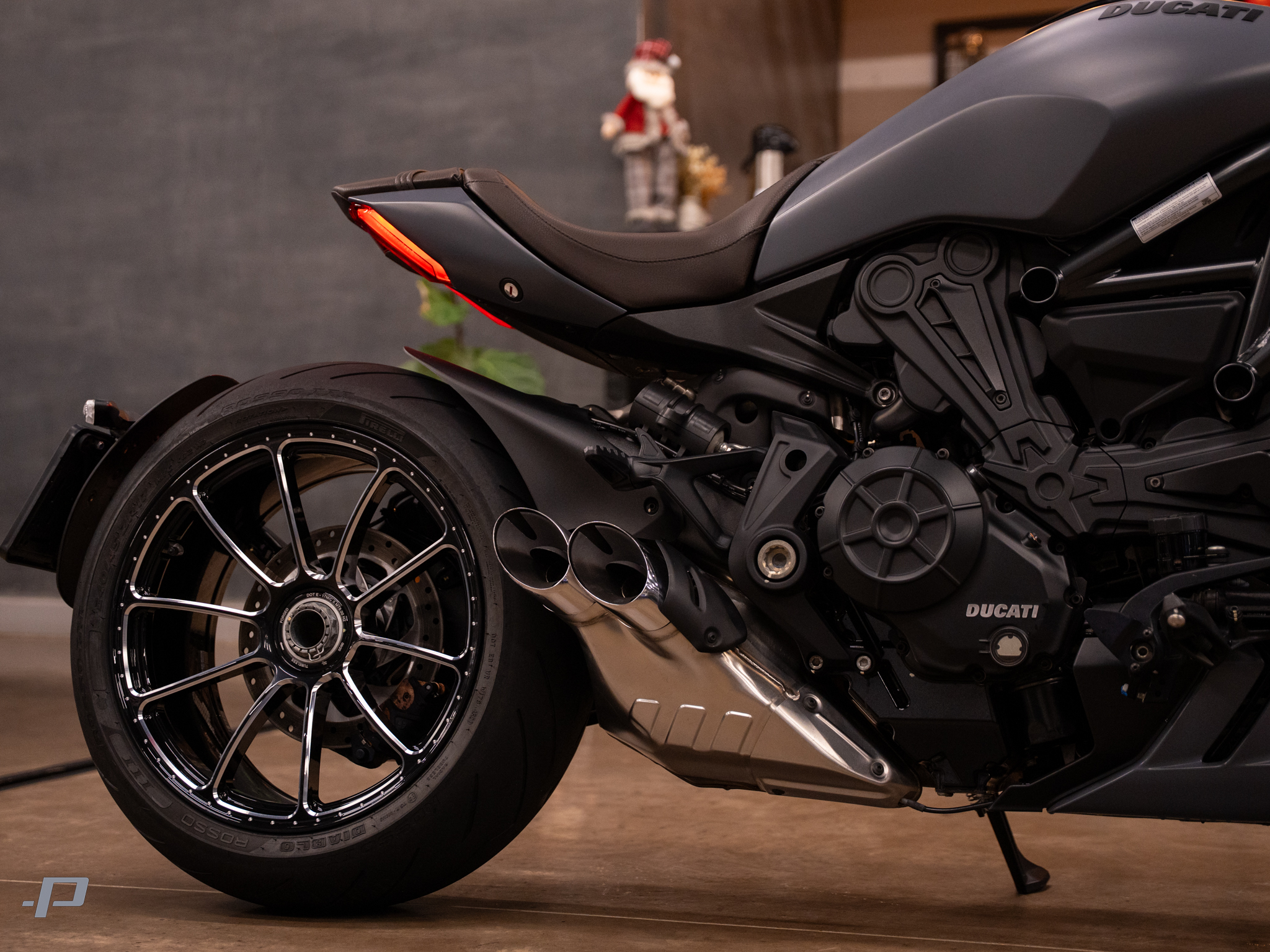 XDIAVEL-09