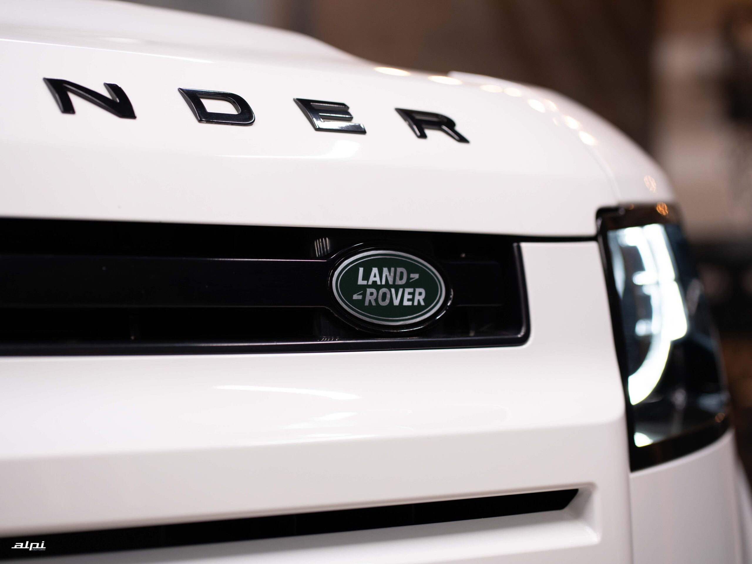 DEFENDER (15)